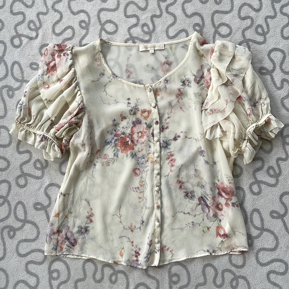 LoveShackFancy Tops - LoveShackFancy Shaye Floral Ruffle Sleeve Top in Monticello